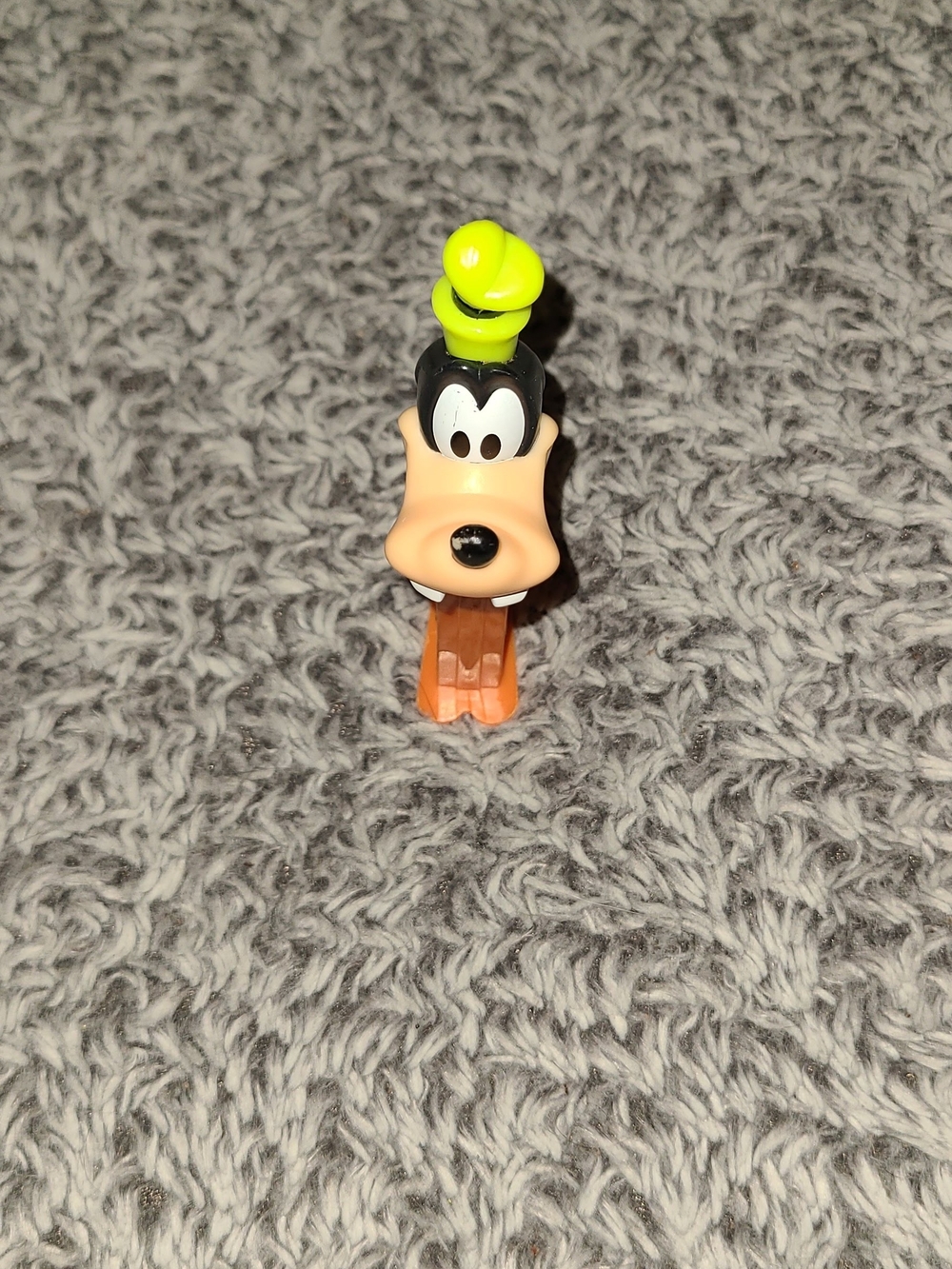 Goofy PEZ Dispenser Disney Vintage Green Hat